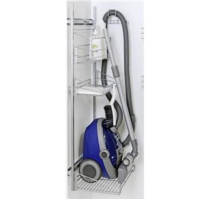 Siivouskomerovaunu, jossa on imuri, siivousvälineitä ja säilytystilaa tehokkaaseen siivoukseen.