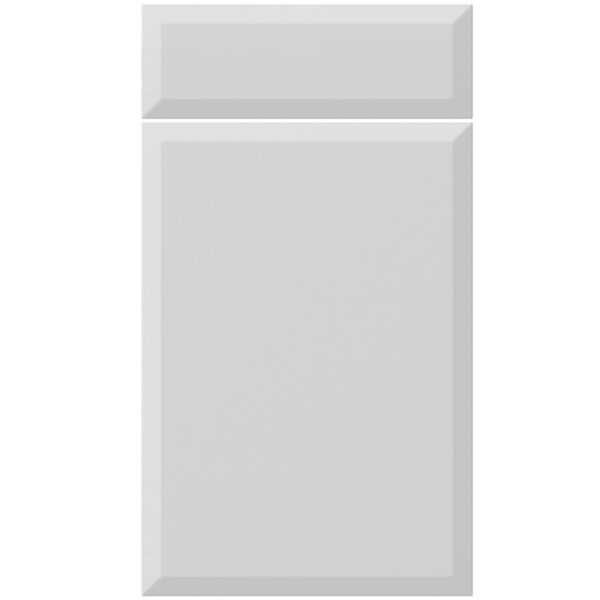 Vita maalattu kalusteovi