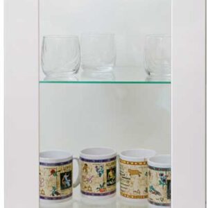 Kirkas lasi lasiaukkoiseen oveen