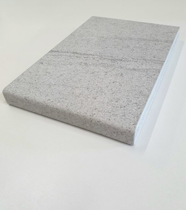 Vaaleanharmaa hiekka 3342 30x900 mm saareketaso