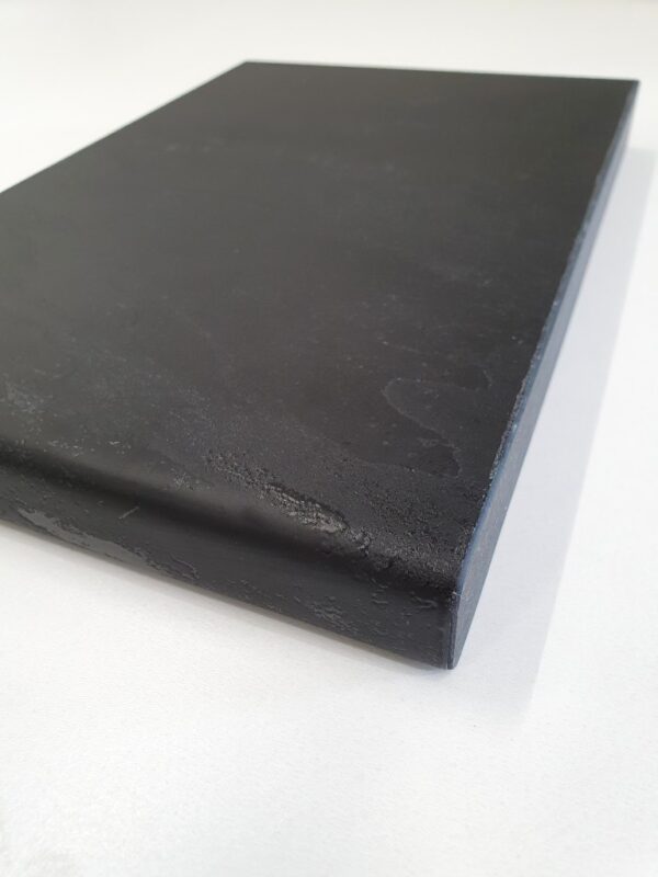 Musta laavakivi 1049 30mm laminaattitaso