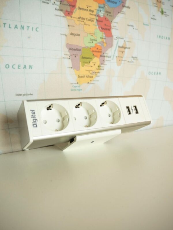 images Pistorasia Desk Up 3xSchuko + 2xUSB, musta