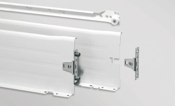 Laatikosto, 2 korkeaa + 1matala metallilaatikkoa