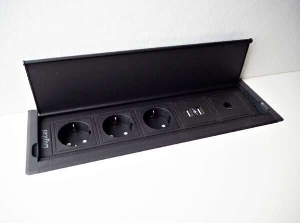 Pistorasia Kompakt S 3xSchuko + 2xUSB