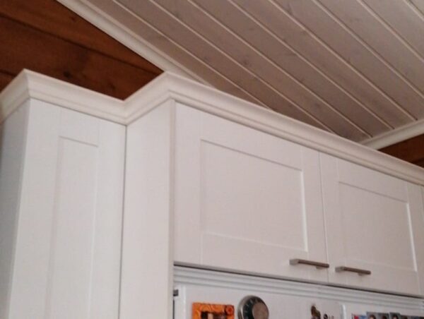 Koristelista MEL valkea