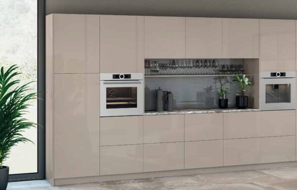 Luxe Beige korkeakiiltoinen kalusteovi