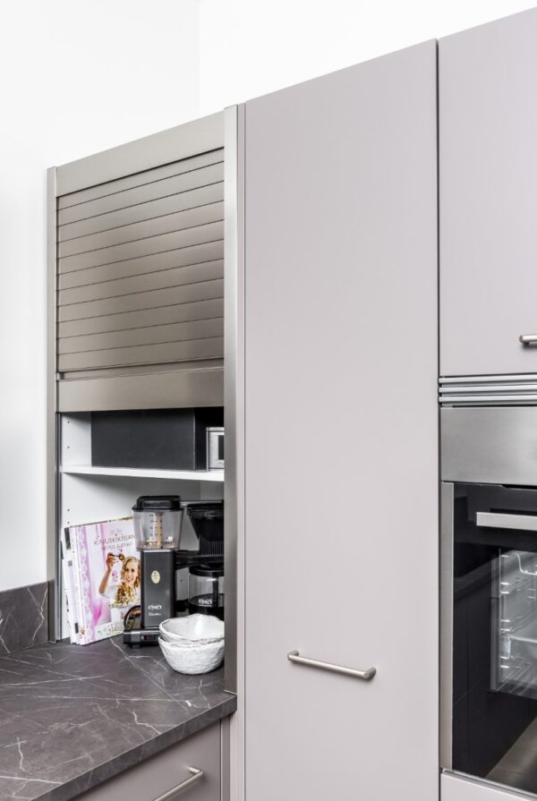 Zenit Supermatta Mocca kalusteovi