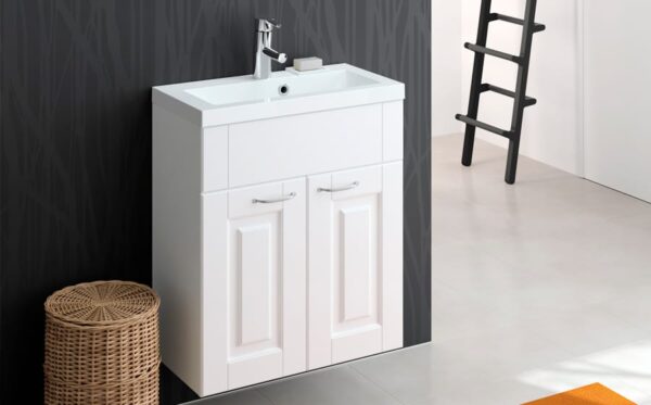 Miniclever 600 kylpyhuoneryhmä valkoinen kehysovi