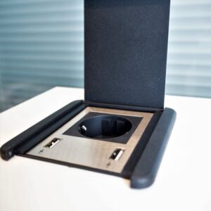 Pistorasia Source, pistoke + 2 USB