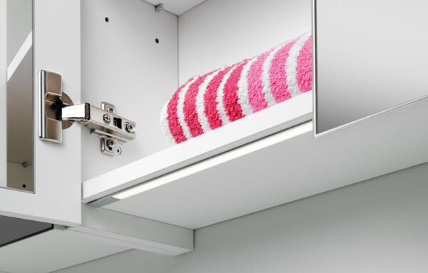 Peilikaappi 80 valopohjalla