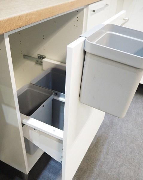 images Allaskaappi MOVE-jätevaunulla