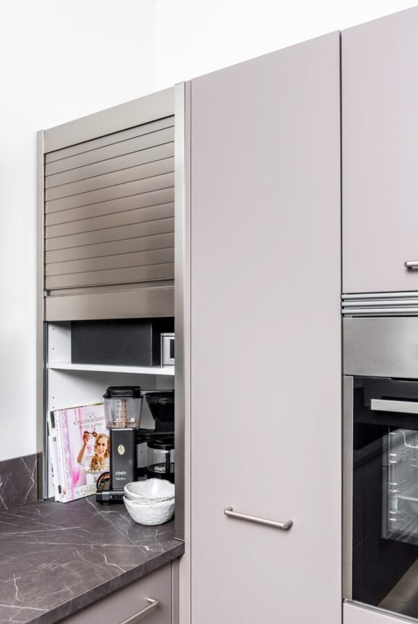 Rulo-ovi kaappi 1212