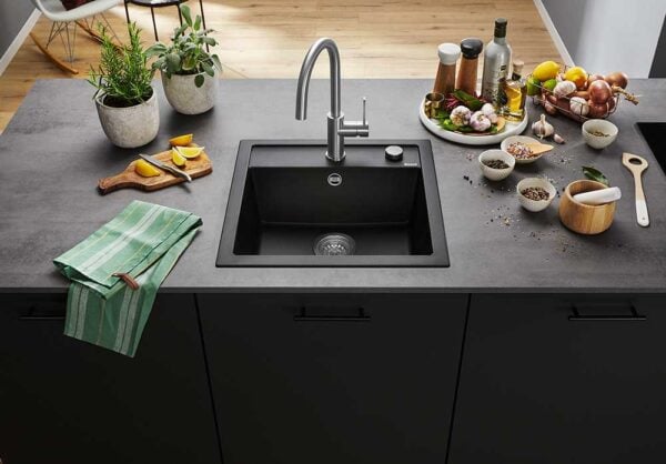 BLANCO DALAGO 5 komposiittiallas, useita värejä